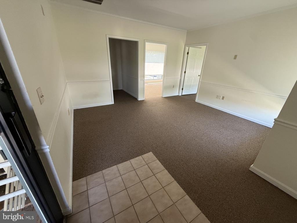 1712 Main Street, Suite 200 interior